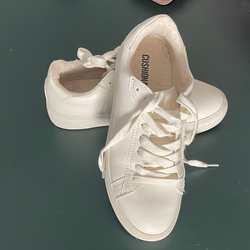 Women's White Sneakers